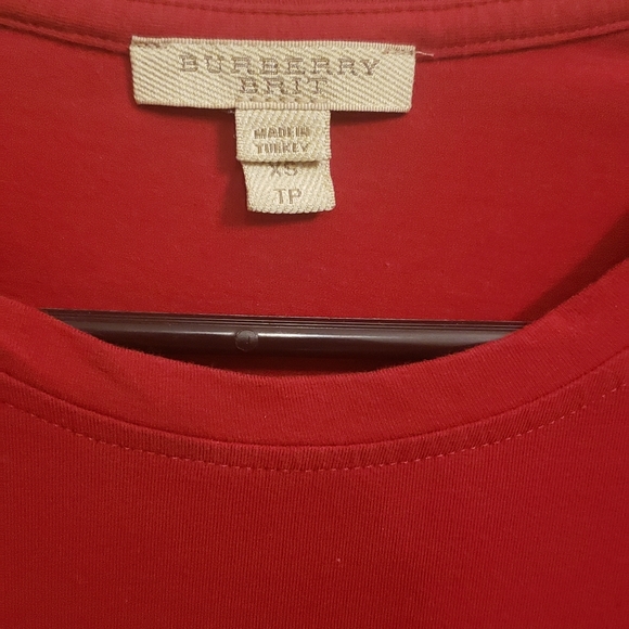 SOLD Burberry tee - Picture 2 of 2